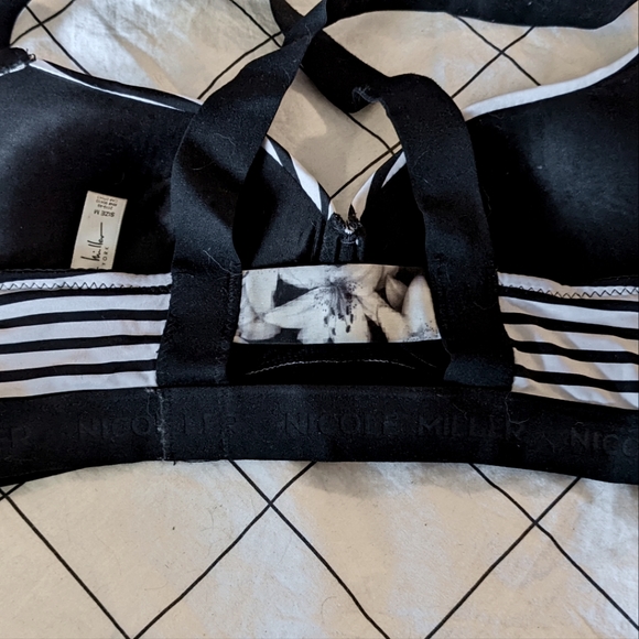 🦋2/$25🦋 Nicole Miller striped bustier inspired sports bra - Picture 3 of 4
